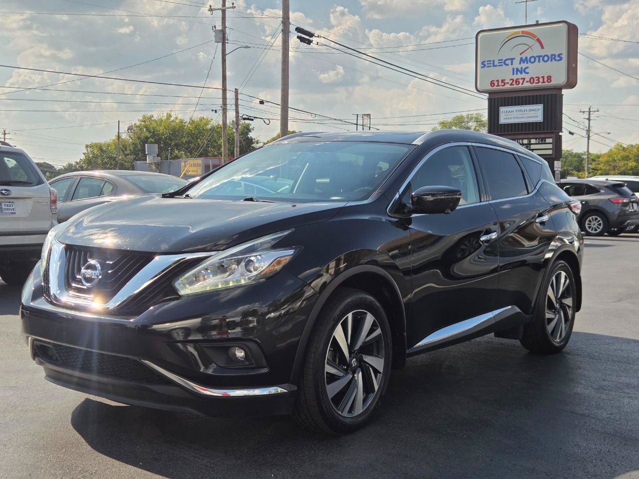 Used 2018 Nissan Murano Platinum w/ Cargo Package FWD image 2