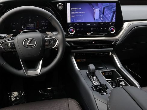 New 2026 Lexus TX 350 AWD image 18