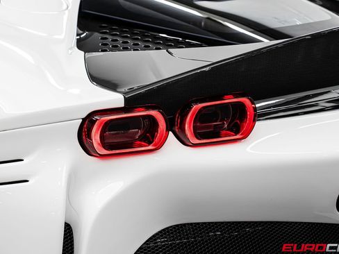 Used 2021 Ferrari SF90 Stradale AWD/4WD image 27