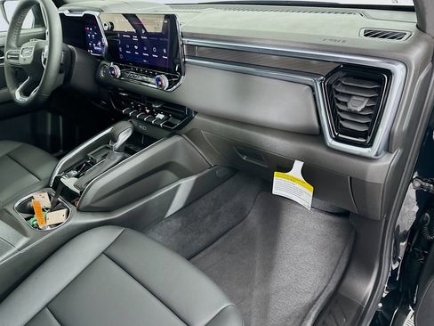 New 2025 GMC Canyon Elevation w/ Convenience Package image 26