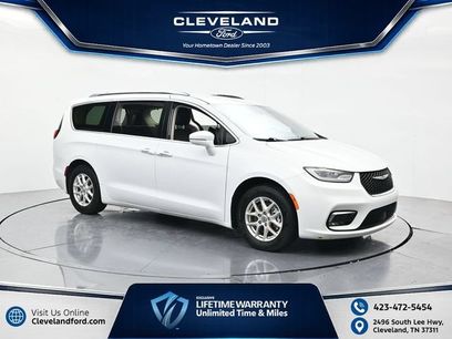 Used 2021 Chrysler Pacifica Touring-L