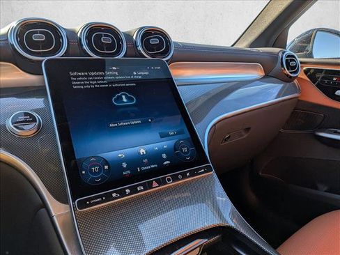 Certified 2025 Mercedes-Benz GLC 350e 4MATIC image 12