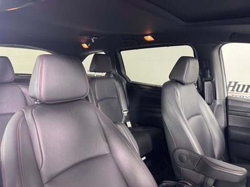 Used 2025 Honda Odyssey Sport-L image 32