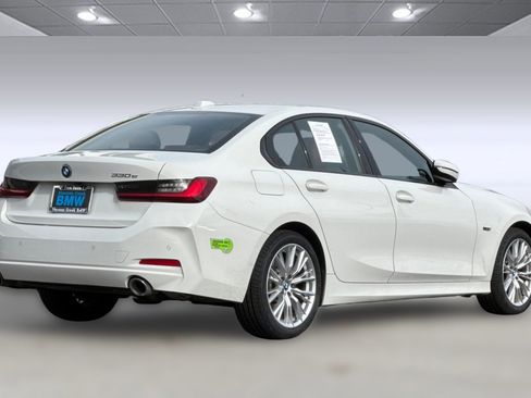 Certified 2023 BMW 330e 330e w/ Premium Package image 8