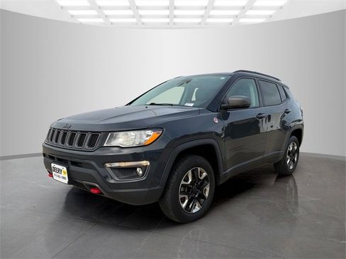 Used 2018 Jeep Compass Trailhawk w/ Cold Weather Group image 4