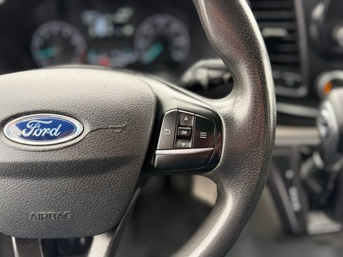 Used 2023 Ford Transit 350 XL image 38