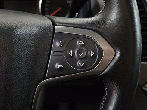Used 2015 Chevrolet Suburban LT AWD/4WD image 12