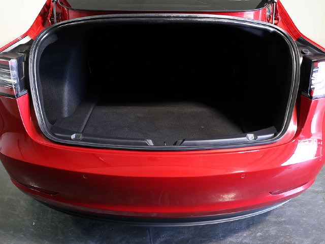 Used 2020 Tesla Model 3 Standard Range Plus RWD image 26