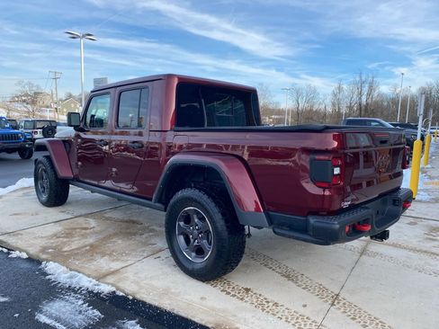 Certified 2022 Jeep Gladiator Rubicon w/ Cold Weather Group image 5