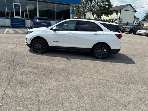 Used 2022 Chevrolet Equinox RS w/ RS Leather Package AWD/4WD image 19