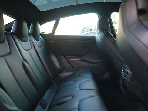 Used 2017 Tesla Model S 75 image 31