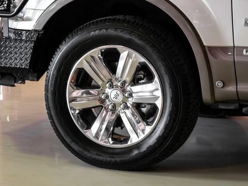 Used 2018 Ford F150 King Ranch w/ Equipment Group 601A Luxury AWD/4WD image 52