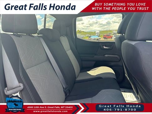 Used 2023 Toyota Tacoma TRD Sport w/ Black Out Package (TMS) AWD/4WD image 25