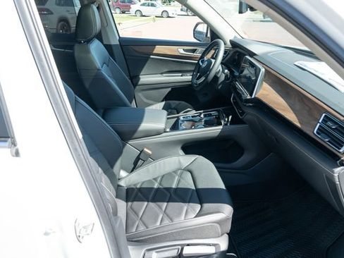 New 2026 Volkswagen Atlas SE FWD image 43