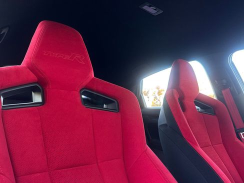 Used 2024 Honda Civic Type R image 18