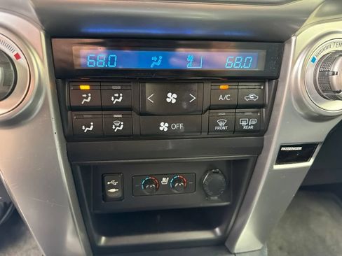 Used 2015 Toyota 4Runner Limited AWD/4WD image 24