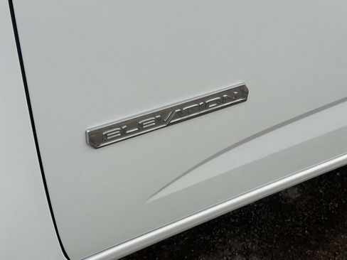 Certified 2022 GMC Canyon Elevation w/ Trailering Package image 10