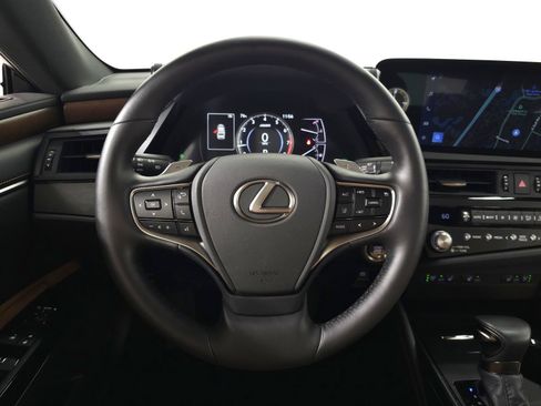 Used 2025 Lexus ES 350 w/ Accessory Package (Z2) FWD image 19