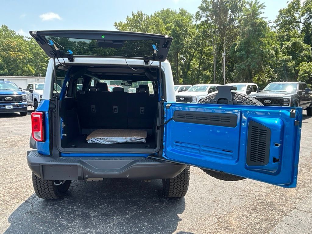 New 2026 Ford Bronco Heritage Edition AWD/4WD image 23