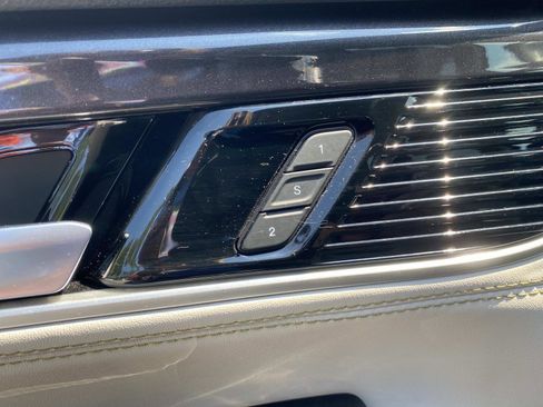 Certified 2024 Jeep Wagoneer 2WD w/ Premium Group I image 22