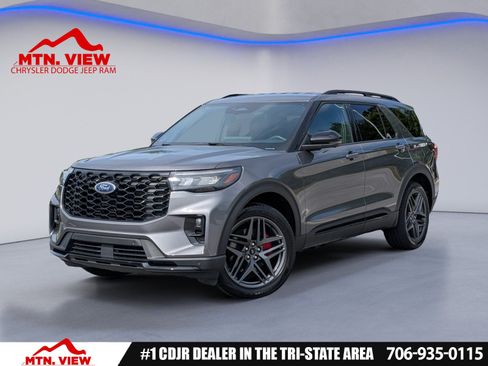 Used 2025 Ford Explorer ST-Line w/ ST-Line Street Pack AWD/4WD image 1