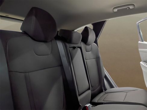 New 2026 Hyundai Tucson SE image 26