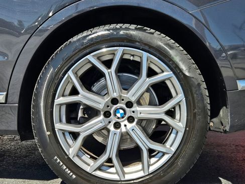Used 2021 BMW X7 xDrive40i w/ Premium Package image 8