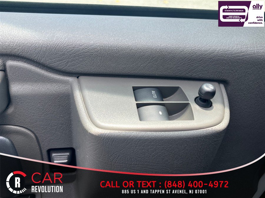 Used 2024 Chevrolet Express 3500 LT w/ LT Preferred Equipment Group RWD image 24