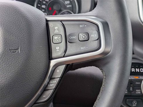 Certified 2025 RAM 1500 Big Horn AWD/4WD image 29