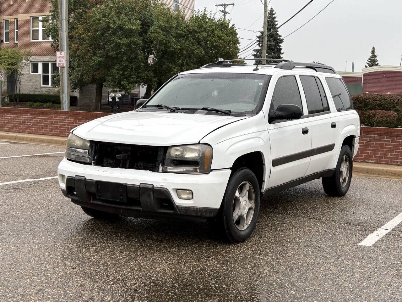 Used 2005 Chevrolet TrailBlazer EXT 4WD w/ LS Preferred Equipment Group image 3
