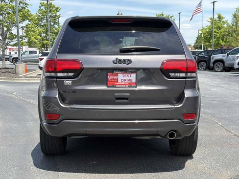 Used 2020 Jeep Grand Cherokee Altitude AWD/4WD image 22