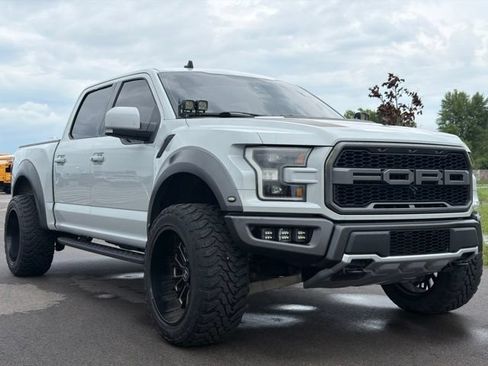 Used 2017 Ford F150 Raptor w/ Equipment Group 802A Luxury AWD/4WD image 1