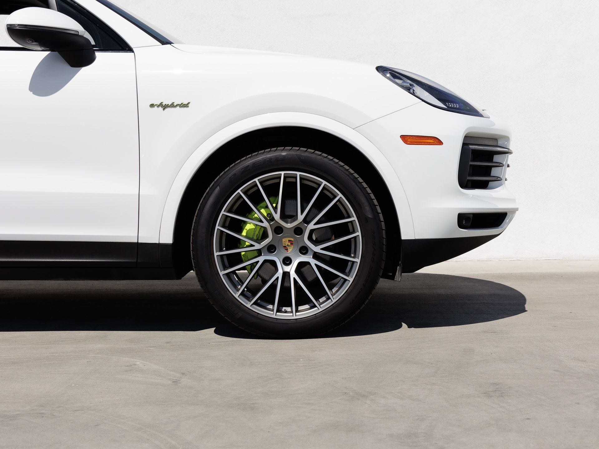 Certified 2023 Porsche Cayenne Platinum Edition AWD/4WD image 11