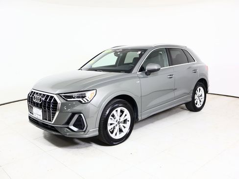 Used 2025 Audi Q3 2.0T Premium Plus w/ Premium Plus Package image 12