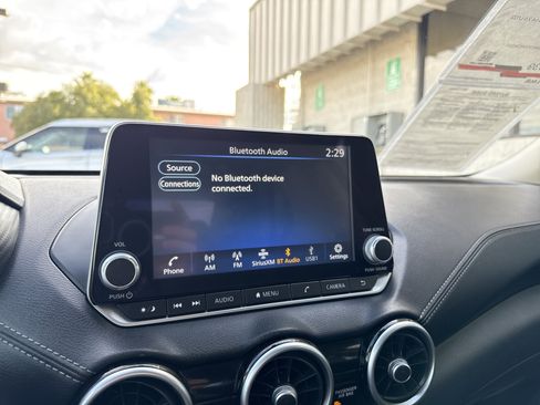 Used 2022 Nissan Sentra SV w/ Trunk Package image 17