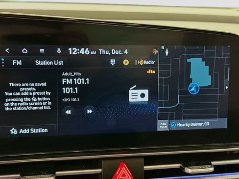 Used 2025 Hyundai Elantra SEL image 21