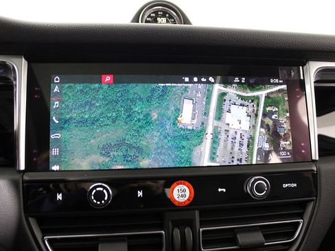 New 2026 Porsche Macan S AWD/4WD image 17