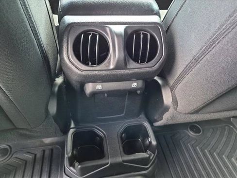 Used 2021 Jeep Wrangler Unlimited Sport AWD/4WD image 17