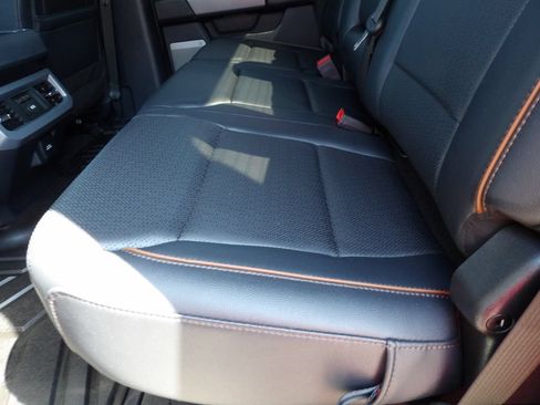 Used 2025 Ford F250 Lariat AWD/4WD image 33