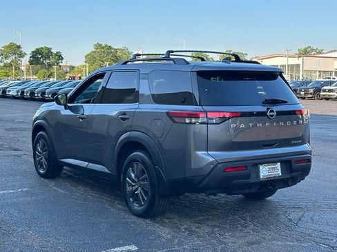 Used 2023 Nissan Pathfinder SV w/ SV Premium Package AWD/4WD image 6