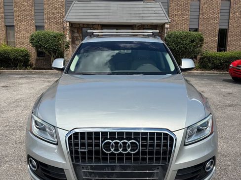 Used 2015 Audi Q5 2.0T Premium Plus w/ Technology Package AWD/4WD image 2