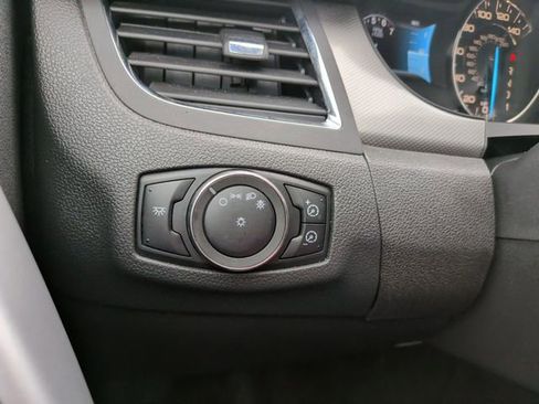 Used 2012 Ford Edge SEL AWD/4WD image 26