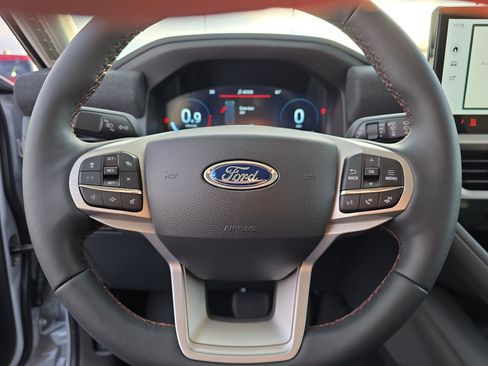 New 2026 Ford Explorer Active w/ Active Comfort Package AWD/4WD image 19