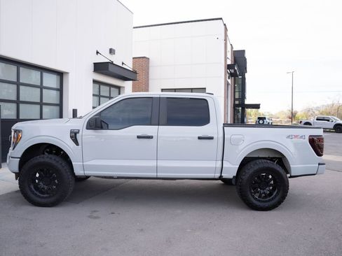 Used 2023 Ford F150 XLT w/ Trailer Tow Package image 7