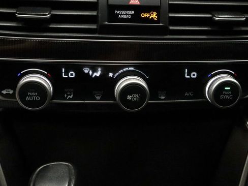 Used 2018 Honda Accord Sport image 30