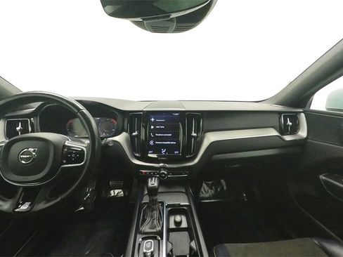 Used 2018 Volvo XC60 T6 R-Design w/ Convenience Package image 28