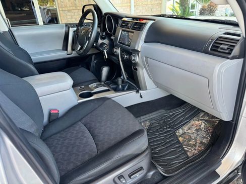Used 2013 Toyota 4Runner Trail image 31