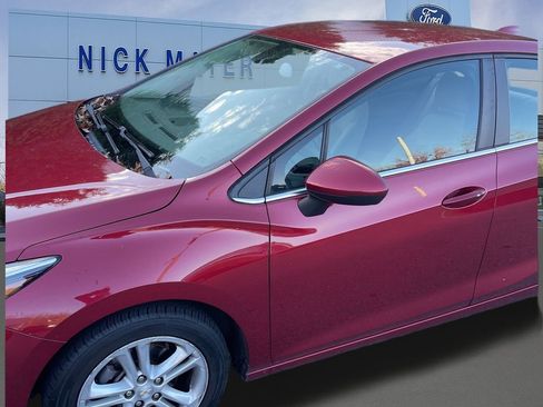 Used 2017 Chevrolet Cruze LT w/ Convenience Package image 31