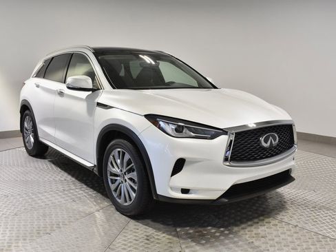Certified 2025 INFINITI QX50 Luxe image 7