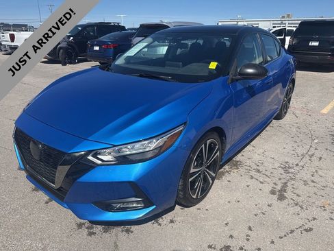 Certified 2022 Nissan Sentra SR w/ Trunk Package image 1